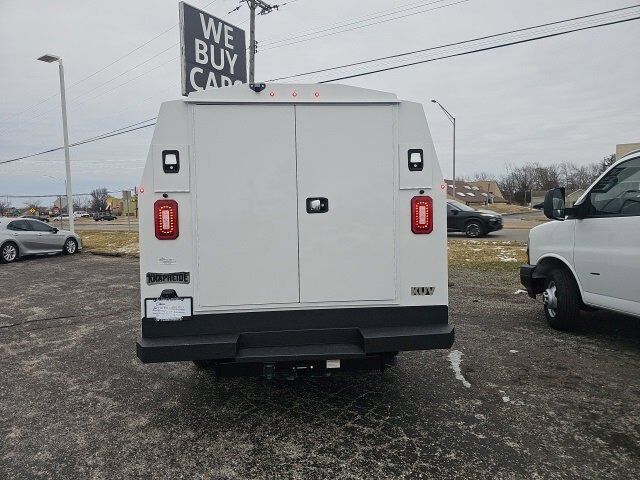 2024 GMC Savana Cutaway 3500 1WT Carbondale IL