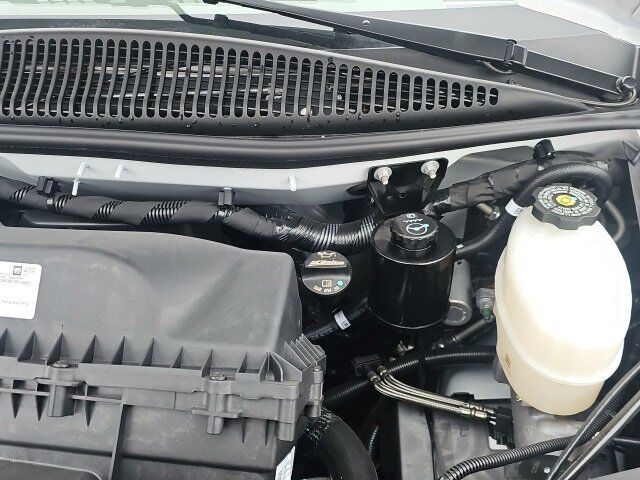 2024 GMC Savana Cutaway 3500 1WT Carbondale IL
