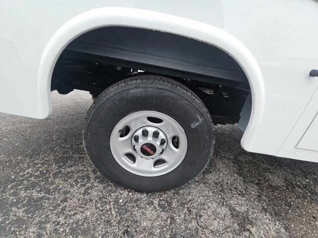 2024 GMC Savana Cutaway 3500 1WT Carbondale IL