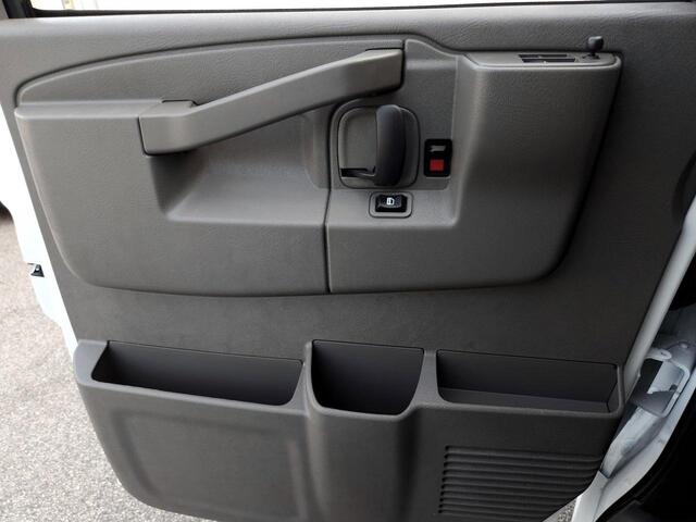 2024 GMC Savana Passenger LT Wilson NC