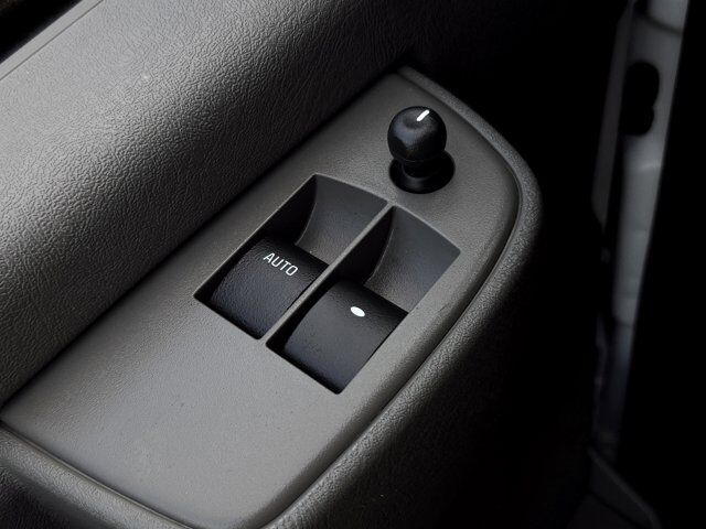 2024 GMC Savana Passenger LT Wilson NC