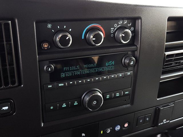 2024 GMC Savana Passenger LT Wilson NC