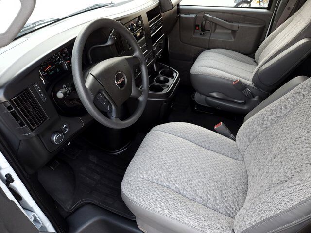 2024 GMC Savana Passenger LT Wilson NC