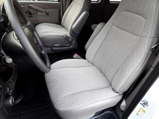 2024 GMC Savana Passenger LT Wilson NC