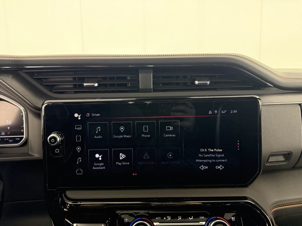 2024 GMC Sierra 1500 4WD Crew Cab 147 AT4 w/Sunroof Maumee OH