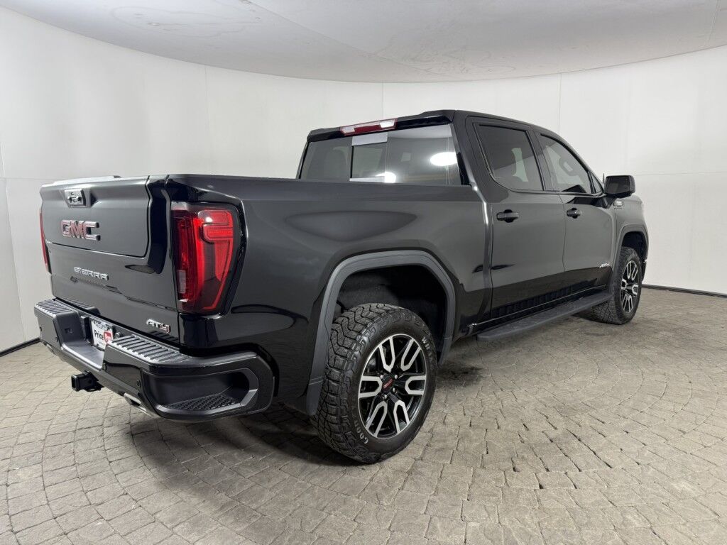 2024 GMC Sierra 1500 4WD Crew Cab 147 AT4 w/Sunroof Maumee OH