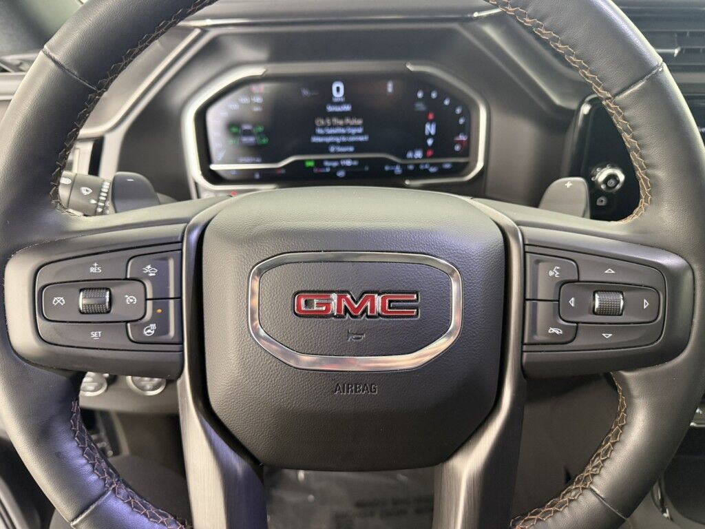 2024 GMC Sierra 1500 4WD Crew Cab 147 AT4 w/Sunroof Maumee OH