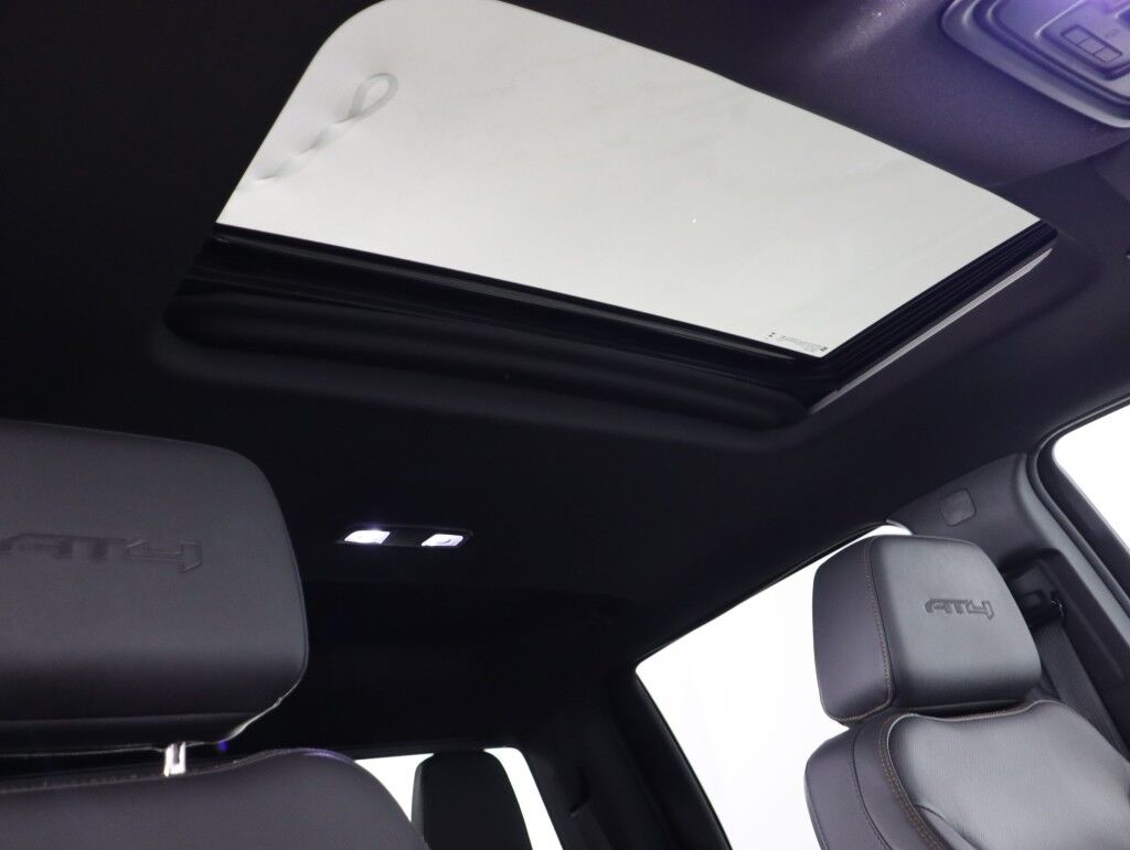 2024 GMC Sierra 1500 4WD Crew Cab AT4 Premium Power Moonroof Maumee OH