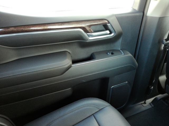 2024 GMC Sierra 1500 4WD Crew Cab Short Box Elevation with 3SB Plano TX