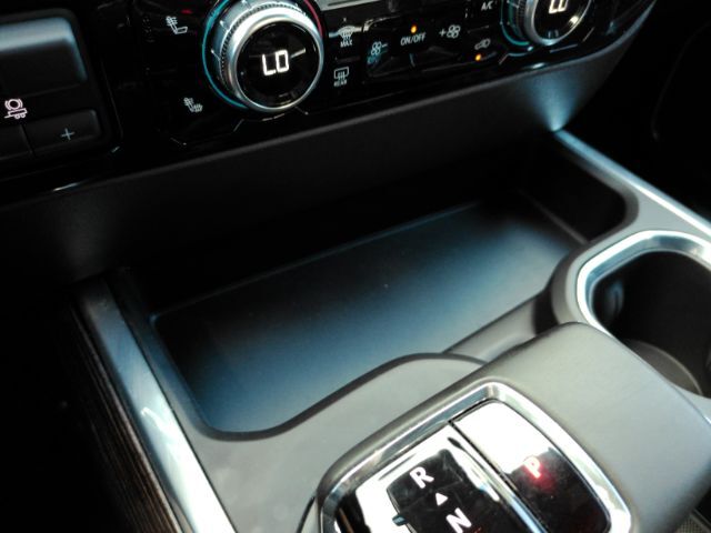 2024 GMC Sierra 1500 4WD Crew Cab Short Box Elevation with 3SB Plano TX