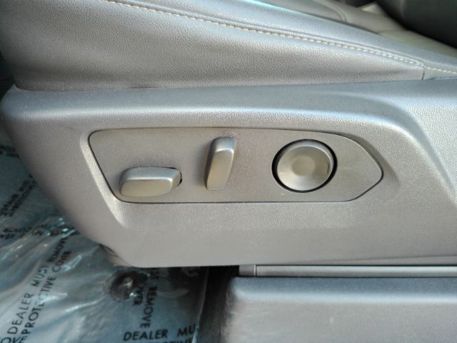2024 GMC Sierra 1500 4WD Crew Cab Short Box Elevation with 3SB Plano TX
