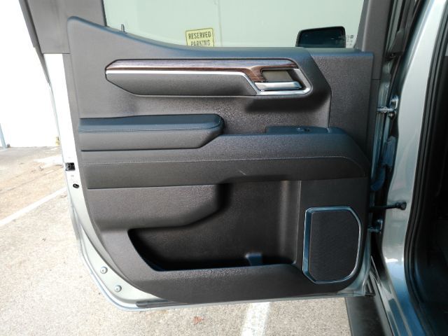 2024 GMC Sierra 1500 4WD Crew Cab Short Box Elevation with 3SB Plano TX