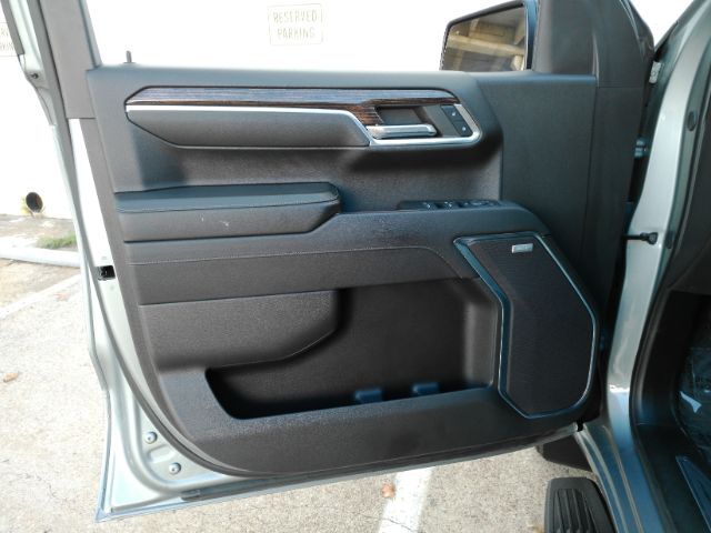 2024 GMC Sierra 1500 4WD Crew Cab Short Box Elevation with 3SB Plano TX