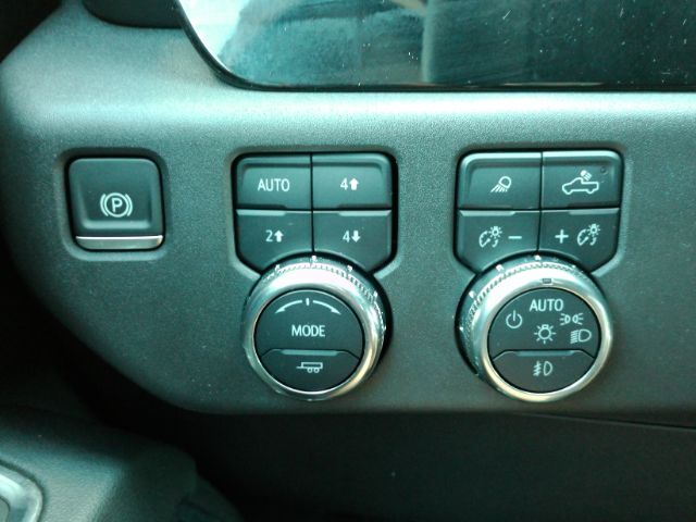 2024 GMC Sierra 1500 4WD Crew Cab Short Box Elevation with 3SB Plano TX