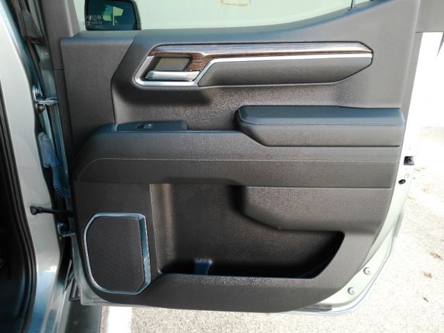 2024 GMC Sierra 1500 4WD Crew Cab Short Box Elevation with 3SB Plano TX