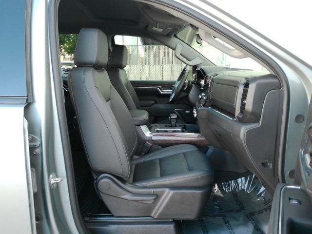 2024 GMC Sierra 1500 4WD Crew Cab Short Box Elevation with 3SB Plano TX