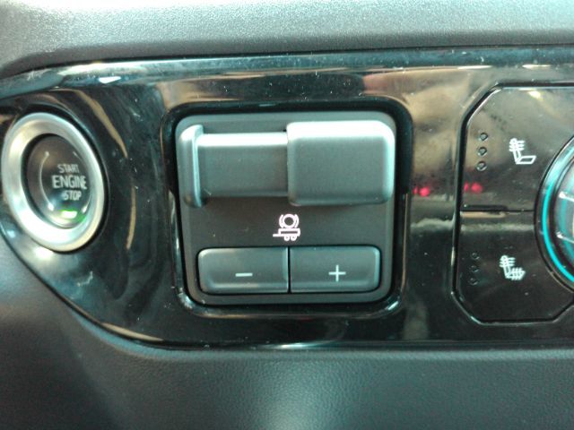 2024 GMC Sierra 1500 4WD Crew Cab Short Box Elevation with 3SB Plano TX