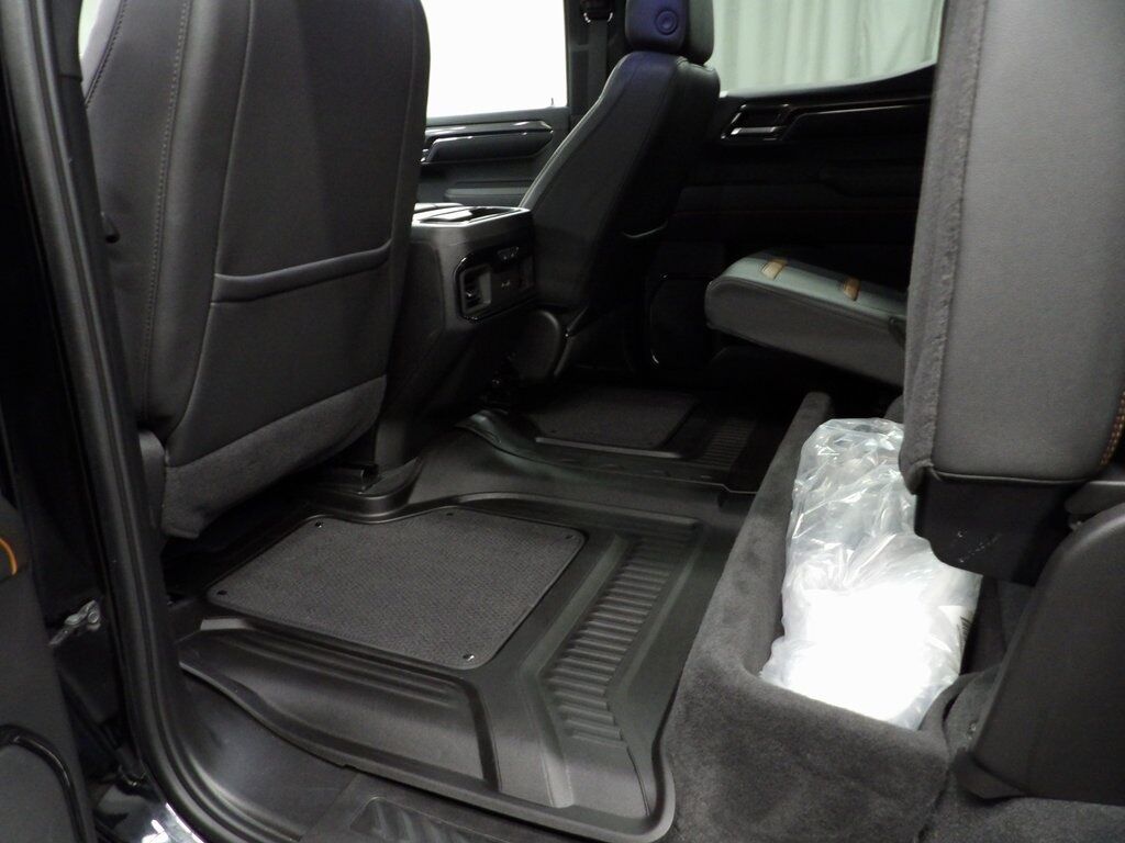 2024 GMC Sierra 1500 4x4 Crew Cab AT4 Fond du Lac WI