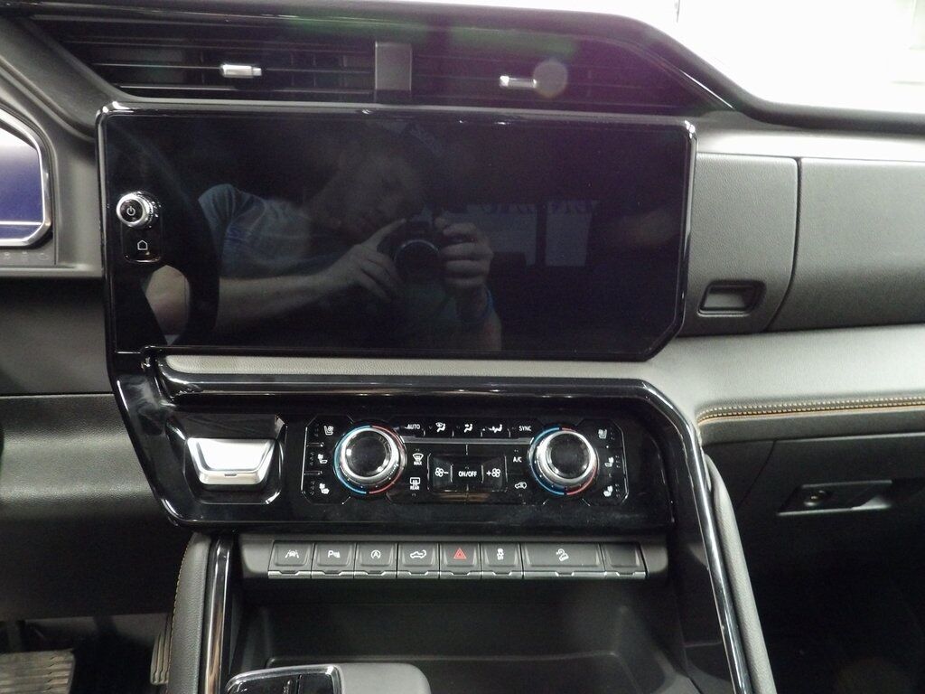 2024 GMC Sierra 1500 4x4 Crew Cab AT4 Fond du Lac WI