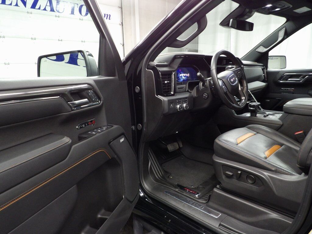 2024 GMC Sierra 1500 4x4 Crew Cab AT4 Fond du Lac WI