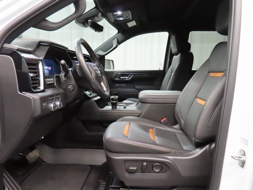 2024 GMC Sierra 1500 4x4 Crew Cab AT4 Fond du Lac WI