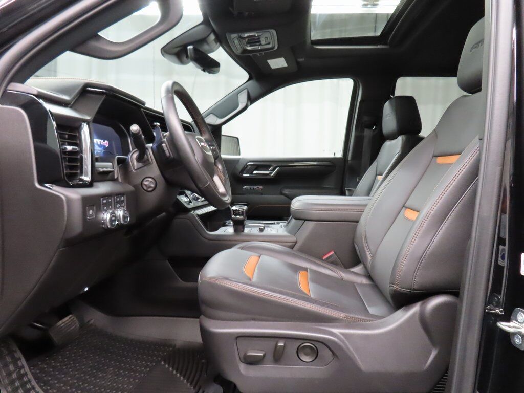 2024 GMC Sierra 1500 4x4 Crew Cab AT4 Fond du Lac WI