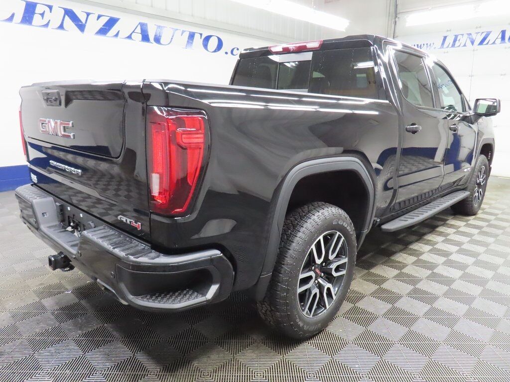 2024 GMC Sierra 1500 4x4 Crew Cab AT4 Fond du Lac WI
