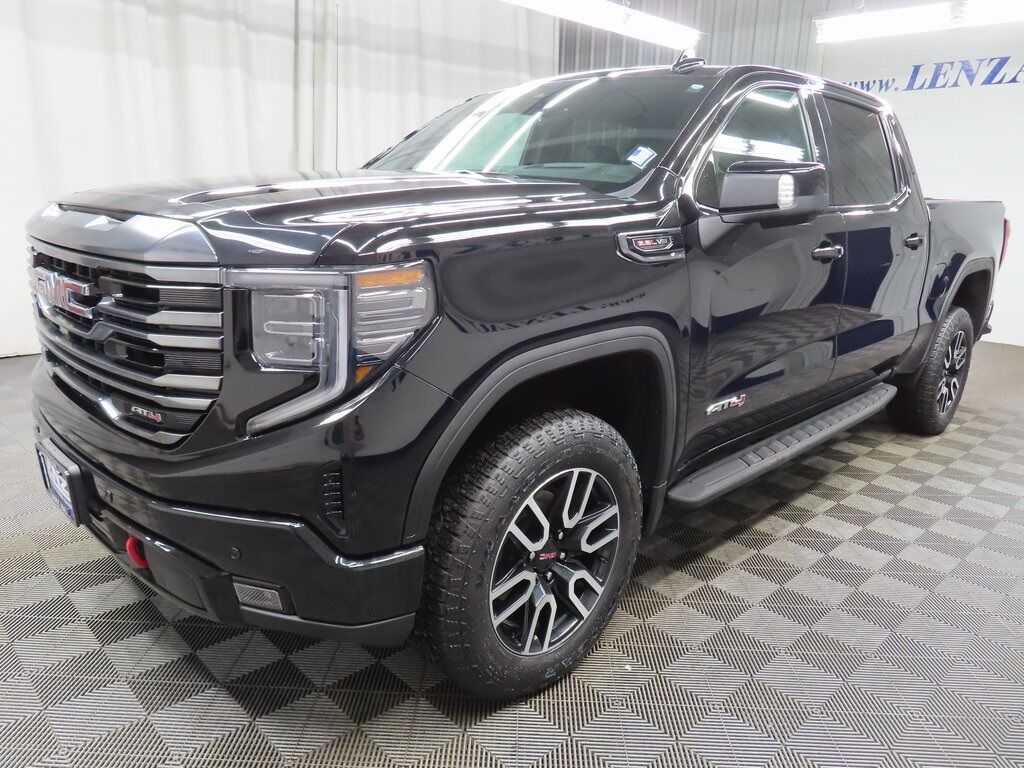 2024 GMC Sierra 1500 4x4 Crew Cab AT4 Fond du Lac WI