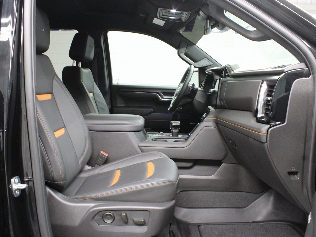 2024 GMC Sierra 1500 4x4 Crew Cab AT4 Fond du Lac WI