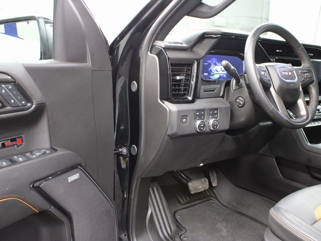 2024 GMC Sierra 1500 4x4 Crew Cab AT4 Fond du Lac WI