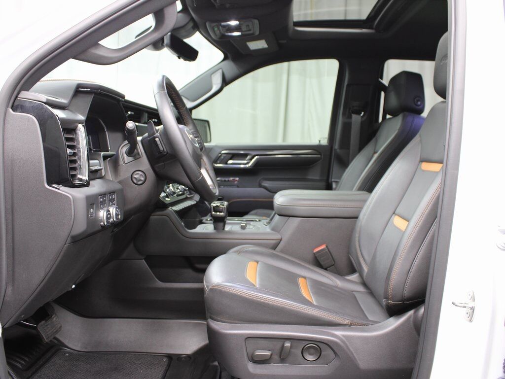 2024 GMC Sierra 1500 4x4 Crew Cab AT4 Fond du Lac WI
