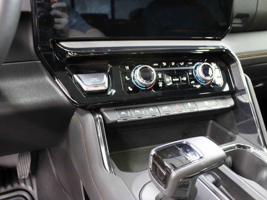 2024 GMC Sierra 1500 4x4 Crew Cab AT4 Fond du Lac WI