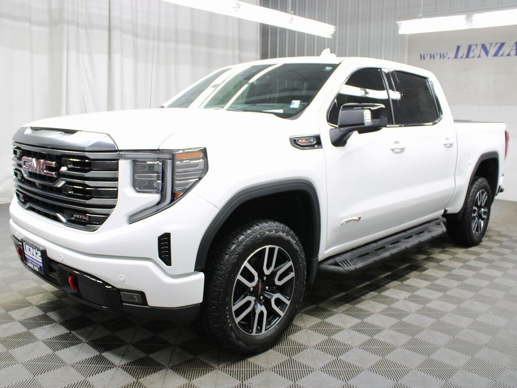 2024 GMC Sierra 1500 4x4 Crew Cab AT4 Fond du Lac WI