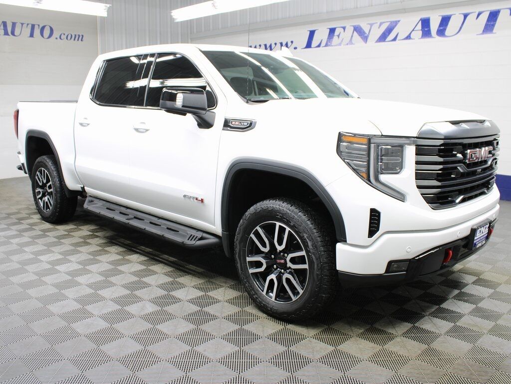 2024 GMC Sierra 1500 4x4 Crew Cab AT4 Fond du Lac WI