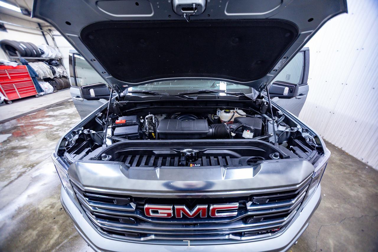 2024 GMC Sierra 1500 4x4 Crew Cab AT4 Leather Roof Nav BCam Red Deer AB