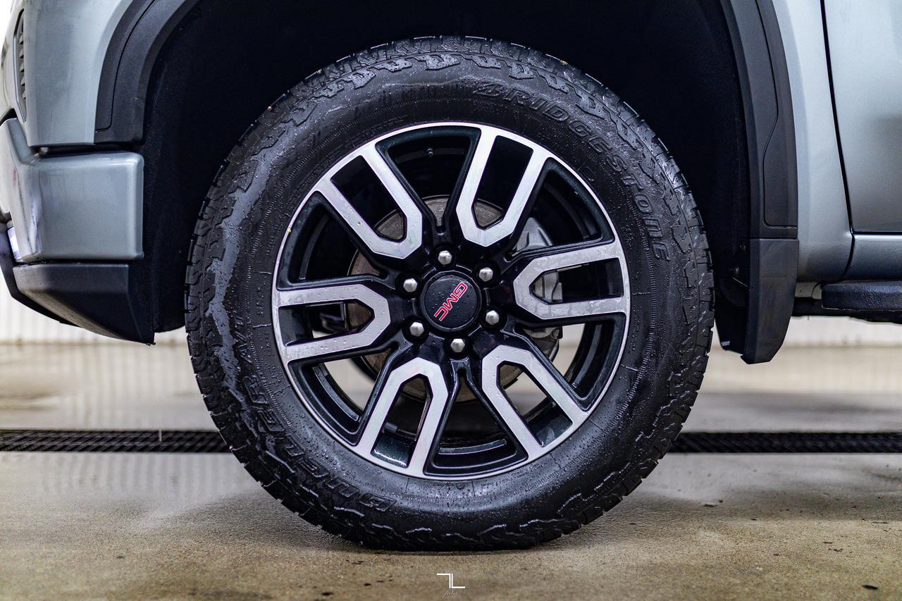 2024 GMC Sierra 1500 4x4 Crew Cab AT4 Leather Roof Nav BCam Red Deer AB