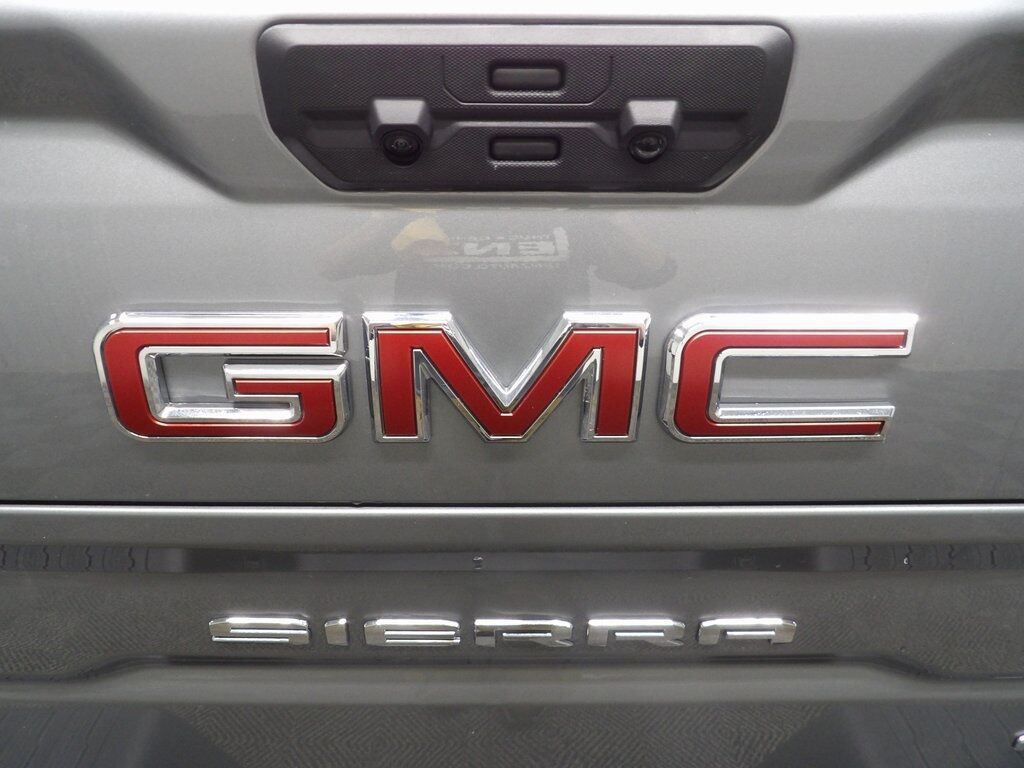 2024 GMC Sierra 1500 4x4 Crew Cab AT4X Fond du Lac WI