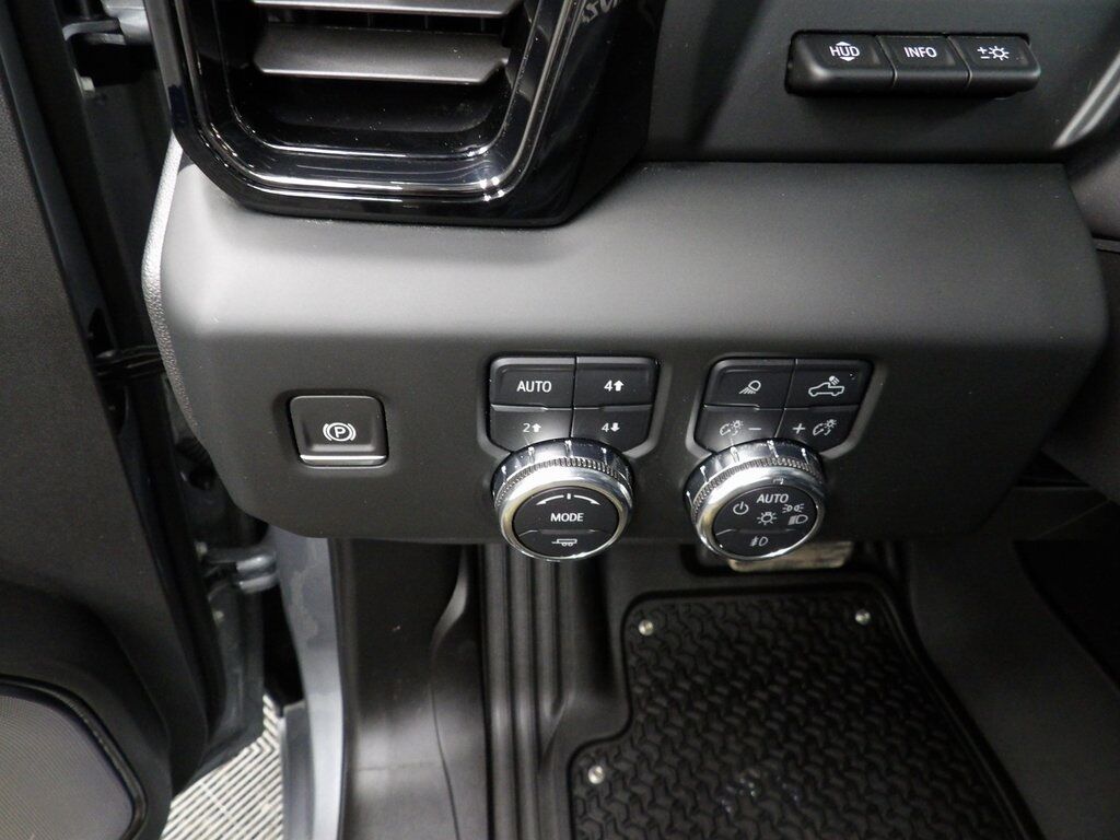 2024 GMC Sierra 1500 4x4 Crew Cab AT4X Fond du Lac WI