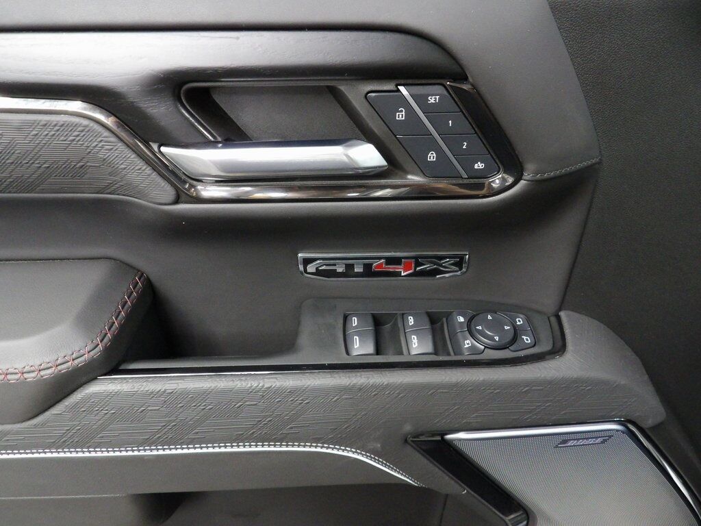 2024 GMC Sierra 1500 4x4 Crew Cab AT4X Fond du Lac WI