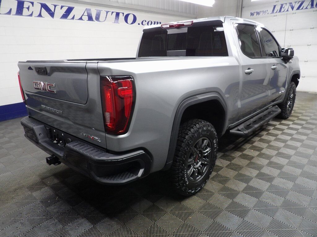 2024 GMC Sierra 1500 4x4 Crew Cab AT4X Fond du Lac WI