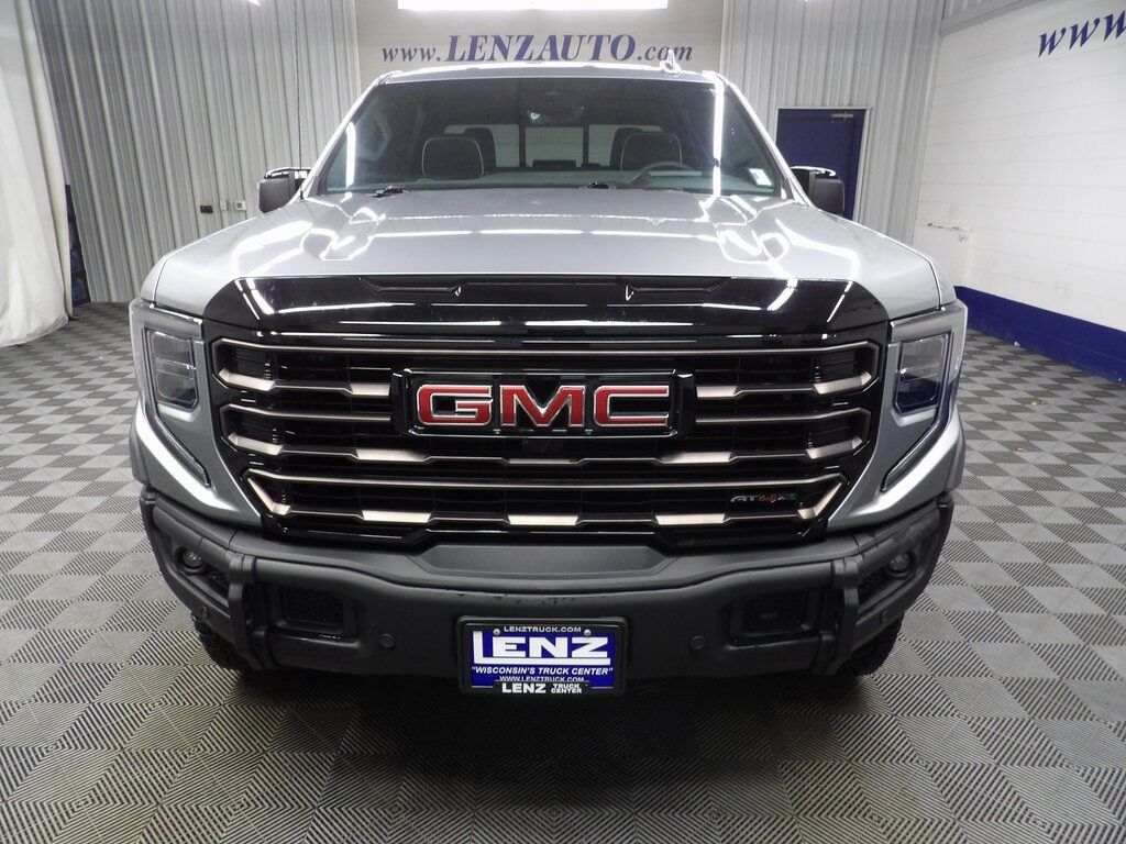 2024 GMC Sierra 1500 4x4 Crew Cab AT4X Fond du Lac WI