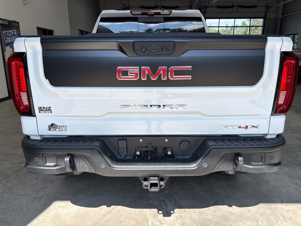 2024 GMC Sierra 1500 4x4 Crew Cab AT4X Fond du Lac WI