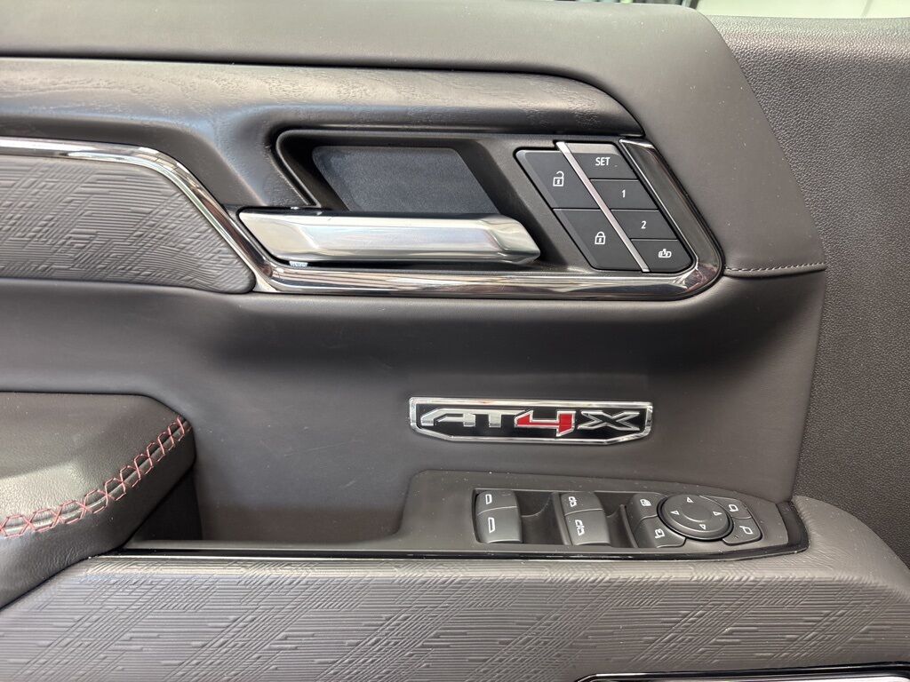 2024 GMC Sierra 1500 4x4 Crew Cab AT4X Fond du Lac WI