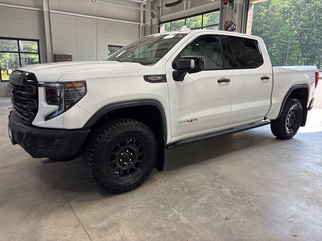 2024 GMC Sierra 1500 4x4 Crew Cab AT4X Fond du Lac WI