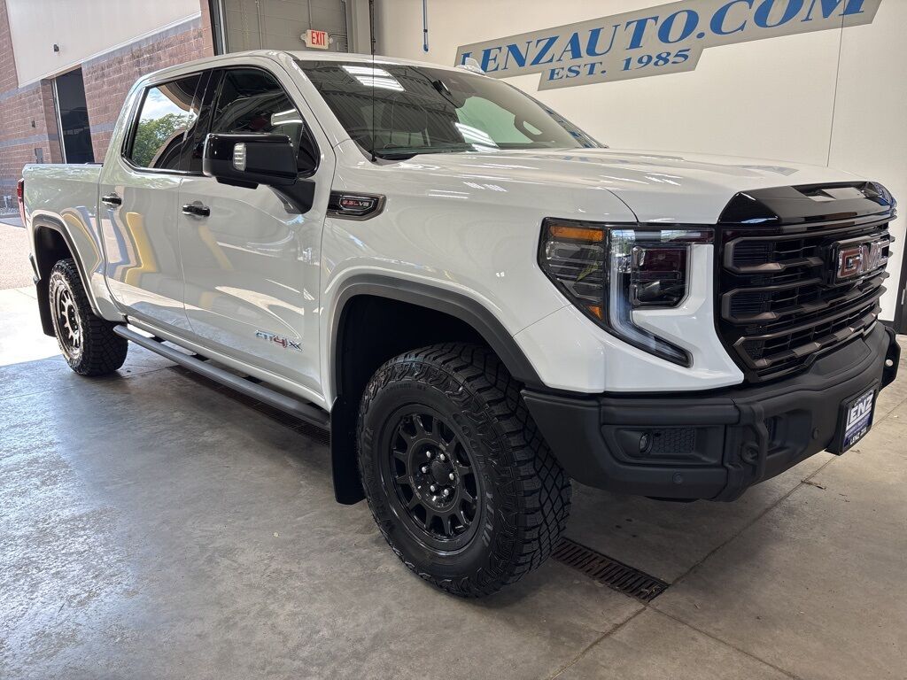 2024 GMC Sierra 1500 4x4 Crew Cab AT4X Fond du Lac WI
