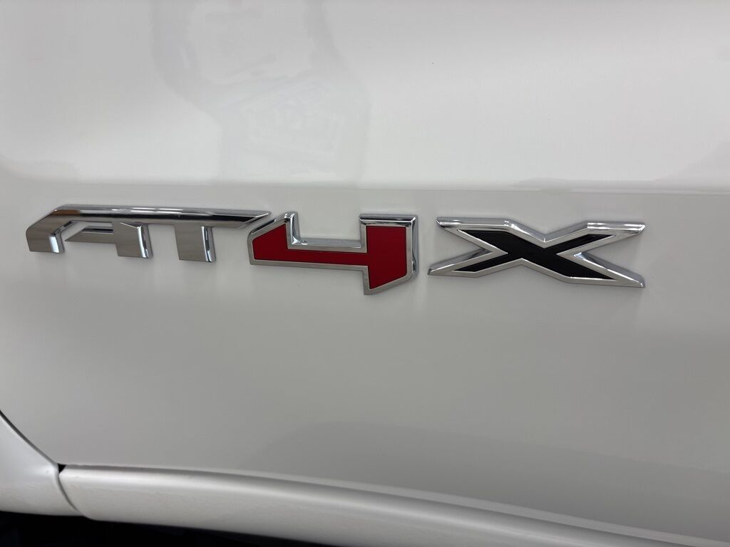 2024 GMC Sierra 1500 4x4 Crew Cab AT4X Fond du Lac WI