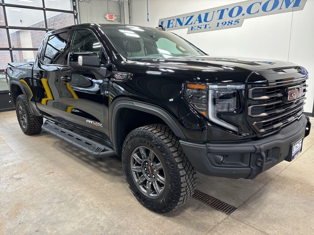 2024 GMC Sierra 1500 4x4 Crew Cab AT4X Minocqua WI