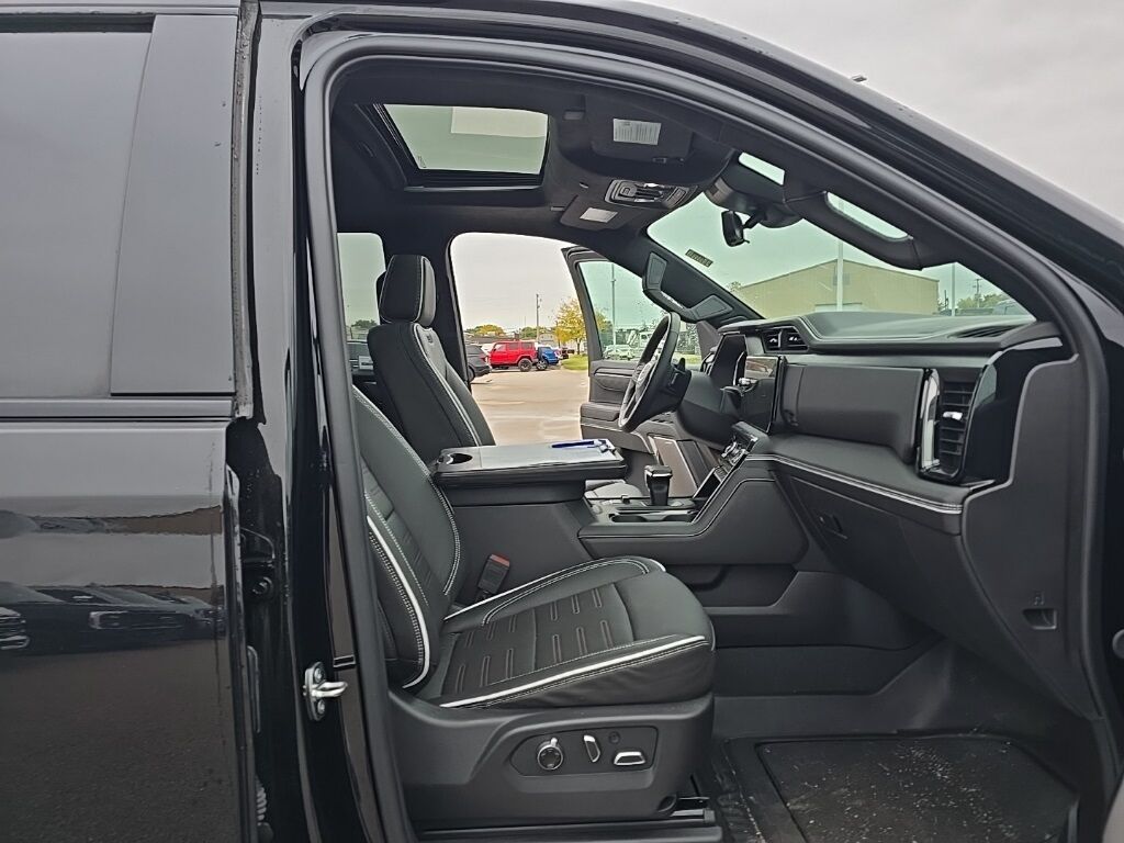 2024 GMC Sierra 1500 4x4 Crew Cab AT4X Minocqua WI