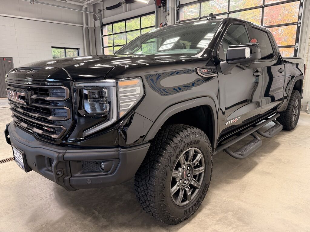 2024 GMC Sierra 1500 4x4 Crew Cab AT4X Minocqua WI