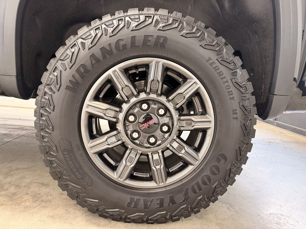 2024 GMC Sierra 1500 4x4 Crew Cab AT4X Minocqua WI